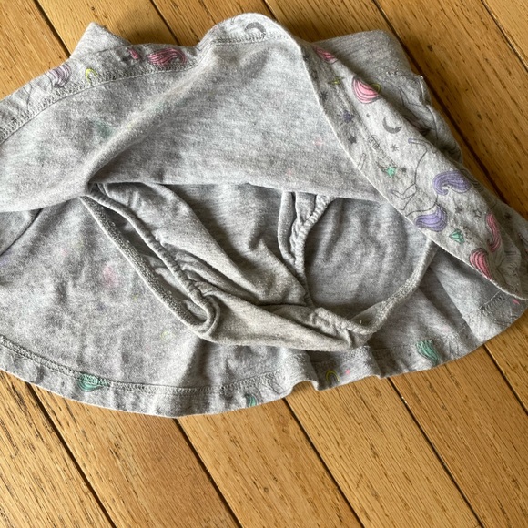 JUMPING BEANS Skirt Skort Unicorn Cartwheel Scooter Toddler Girl 12m - Picture 2 of 5